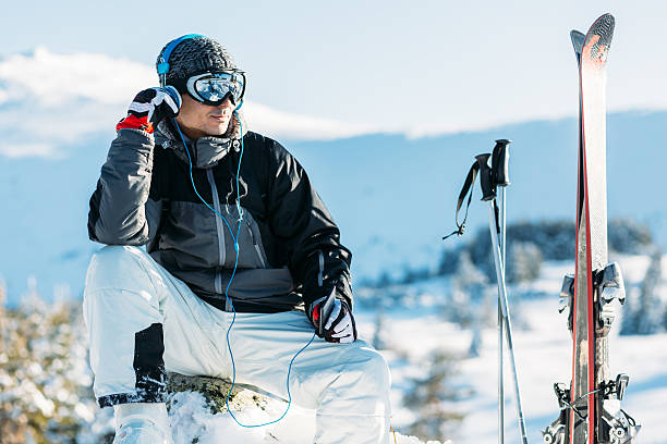 The best earbuds for skiing